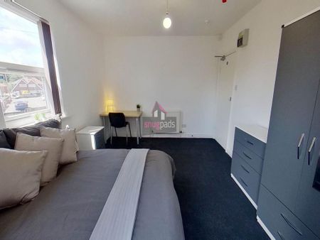 10 bedroom house to rent - Photo 3