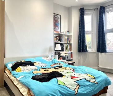 4 bedroom terraced house to rent - Photo 5