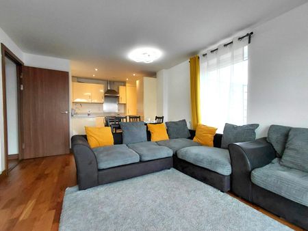 Aquarius Court, Edgware, London - Photo 2