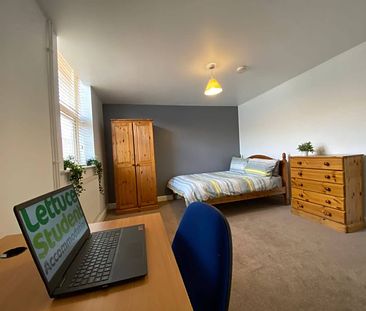 8 Bedrooms, 45 Lower Ford Street – Student Accommodation Coventry - Photo 2