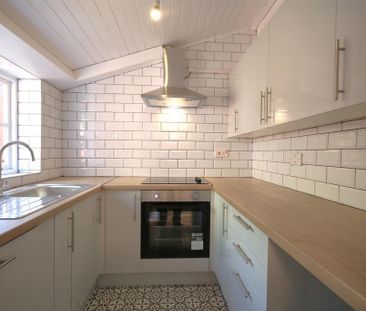 2 bedroom terraced house to rent - Photo 6