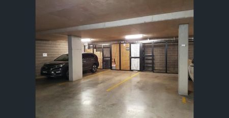 Quiet & Convenient, almost a 3 bedroom - Photo 4