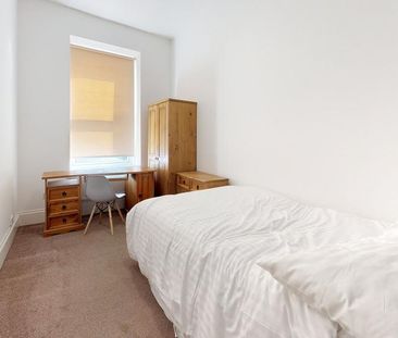 5 bedroom flat share to rent - Photo 6