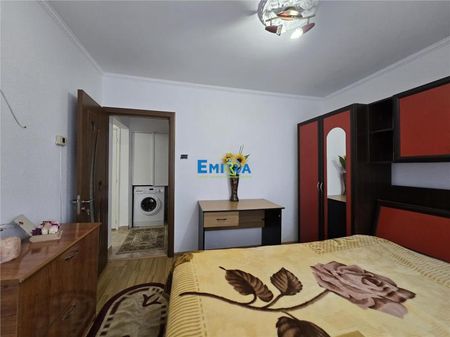 Apartament 2 camere de inchiriat etaj 1 zona Nord Bacau - Fotografie 5