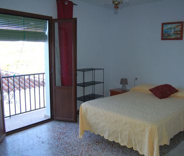 Townhouse For Long Term Rental In Frigiliana - Photo 4