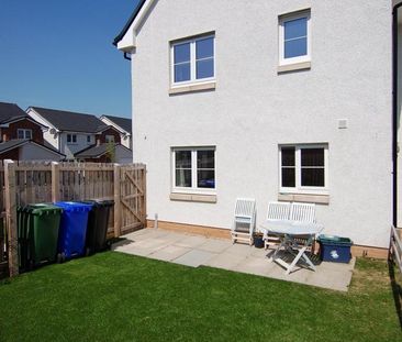 2 bedroom semi-detached house to rent - Photo 3
