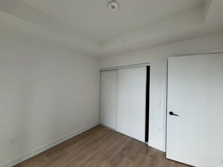 Line 5 Condos — Suite 701N - Photo 5