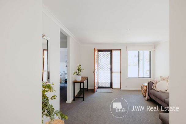 GREAT LOCATION (Furnished) - Photo 1