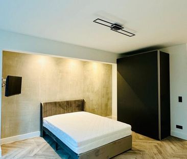 Hochwertig saniertes/möbliertes Apartment in Pempelfort - Photo 2