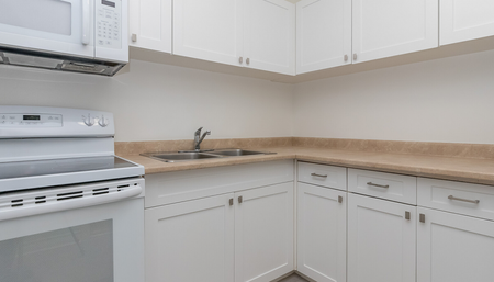 Christie Point Apartments - Photo 4