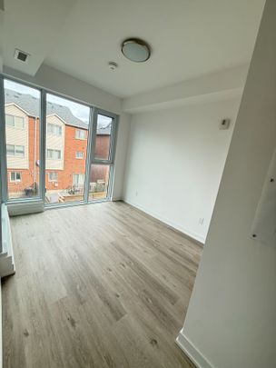 For Lease - 4569 Kingston Road Unit# 213, Toronto, Ontario - Photo 1