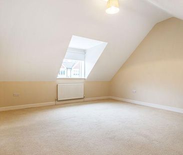 3 bedroom link detached house to rent - Photo 4