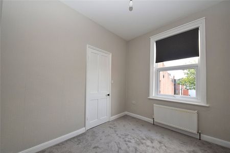2 bed terraced house to rent in Trafalgar Street West, Scarborough, YO12 - Photo 3