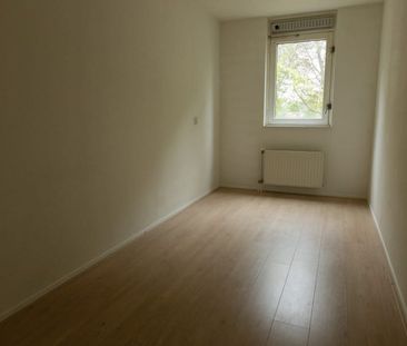 Etienne de Bouterstraat 43, Het Lage Land, 3067AR, Rotterdam - Photo 1