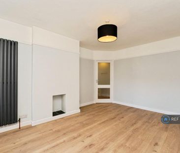 2 bedroom maisonette to rent - Photo 1