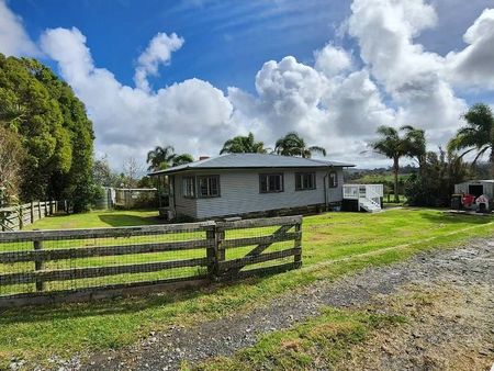 Lifestyle Living in Dairy Flat-Multiple Dwellings! - Photo 3