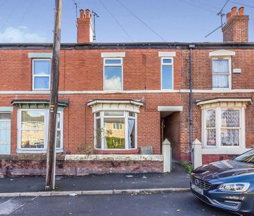 4 bedroom terraced house to rent - Photo 5