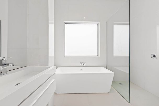 9 Wilson Street, Moonee Ponds VIC 3039 - Photo 1