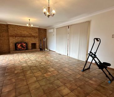 Doncaster East - Photo 2