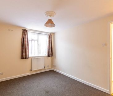 2 Bed Flat, Pigott Avenue, BS13 - Photo 3
