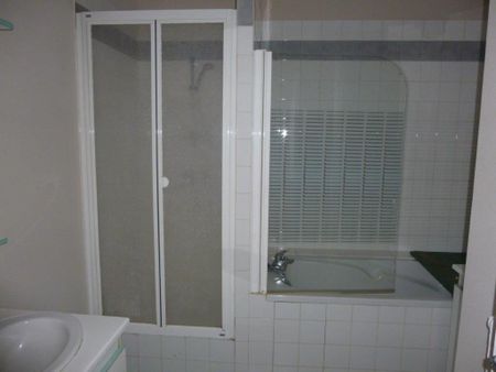 APPARTEMENT T8 A LOUER - Photo 4