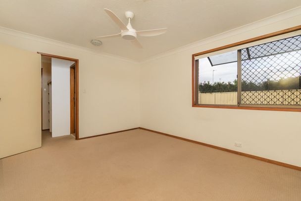 Large Family House In Blue Chip Location - Photo 1