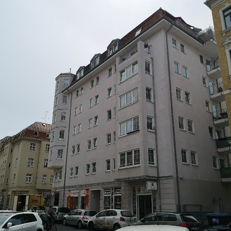 Schöne 3 Zimmerwohnung in der Südvorstadt mit Aufzug - Photo 1