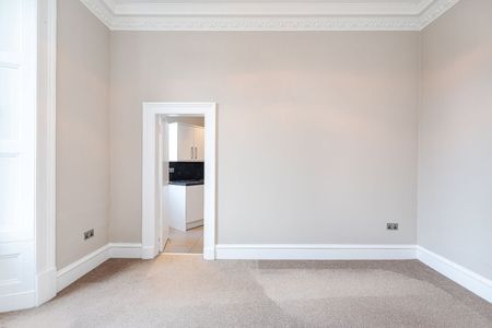 3 Bed Flat, Coates Place, EH3 - Photo 3