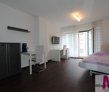 Neu renoviertes, möbliertes Apartment in ruhiger Seitenstraße - Foto 1