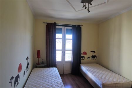 Apartamento T3 disponível para arrendamento, com localização muito central na cidade de Tavira. - Photo 3