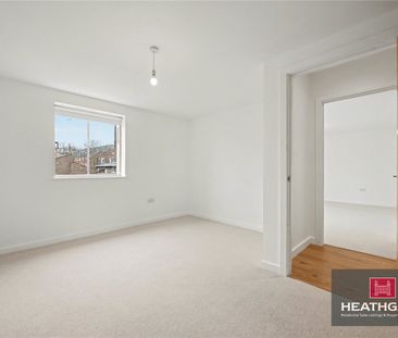 Mosaic Apartments, Pound Lane, Willesden, NW10 - Photo 2