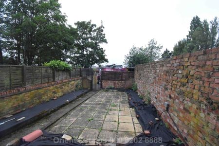 Price £1,175 pcm - Available 09/02/2026 - Furnished - Photo 4