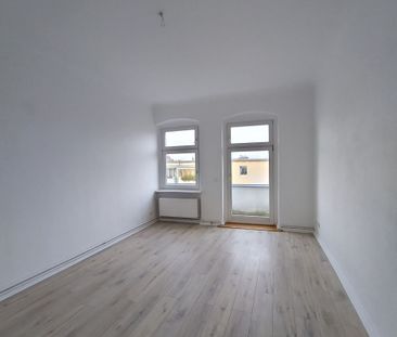 Helle 3-Zimmer-Wohnung mit Balkon in ruhiger Lage sucht neue Bewohner! - Photo 1
