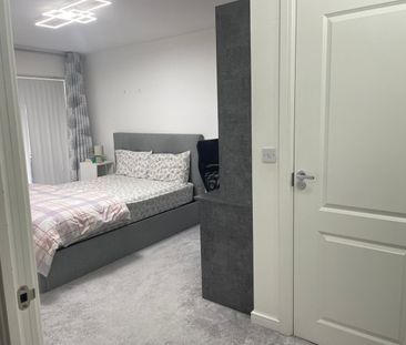 2 Bed Flat, Oscar Wilde Road, RG1 - Photo 5