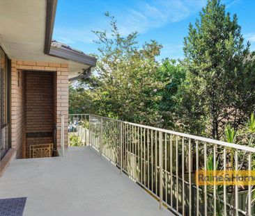 Great unit! Two balconies, handy location - Photo 4