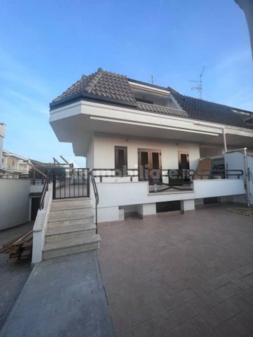 Villa a schiera via dei Passeri 19, Lido dei Coralli - Sabbiedoro, Ardea - Photo 4