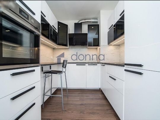 Pronájem bytu 4+kk 85 m2 - Fotografie 1