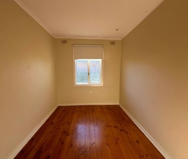 To register & apply for this property, please use this link: https:... - Photo 5