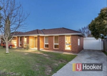 3 Bosco Close, Narre Warren VIC - Photo 5