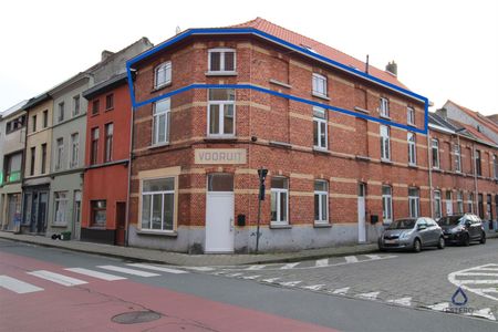 Gerenoveerd ruim 1-slaapkamerappartement - Photo 4