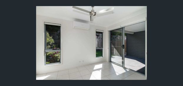 Family townhouse with loads of storage - Photo 1