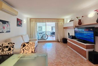 Apartment with 2 bedrooms with swimming pool LONG TERM