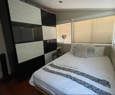 Beverly Hills - Photo 4