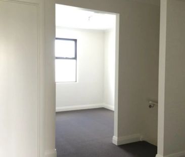 STUNNING DWELLING OFFERING THAT "CAFE LIFESTYLE"...... A MUST VIEW - Photo 2