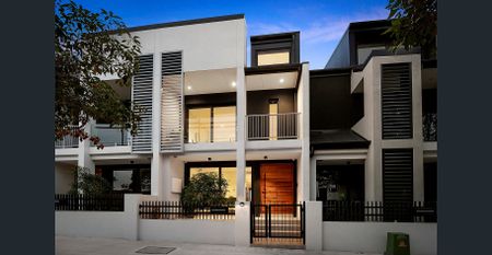 Modern Four Bedroom Terrace - Photo 4