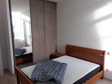 Pour visiter, appeler le 02.23.55.91.17 Situé proche centre ville, cet appartement meublé de t... - Photo 3