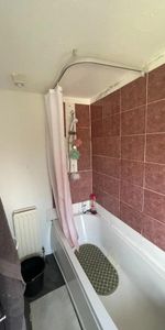 1 bedroom house of multiple occupation to rent - Photo 4