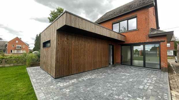 Instapklare woning met 3 slpks, tuin en garage in Tongerlo - Photo 1