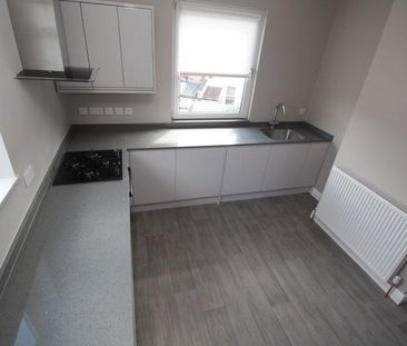 2 bedroom maisonette to rent - Photo 6