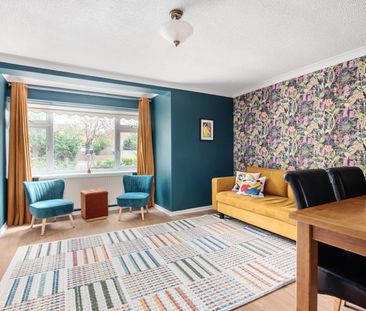 Aileen Gardens, Camberley, Surrey, GU15 - Photo 1